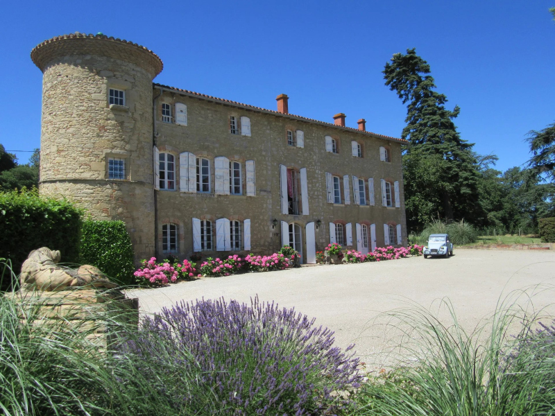 Renovating a picture-perfect medieval chateau