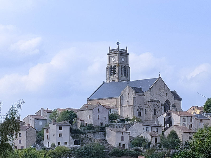 ⁠Nous sommes ravis de vous présenter notre nouvelle agence à Bellac ! 