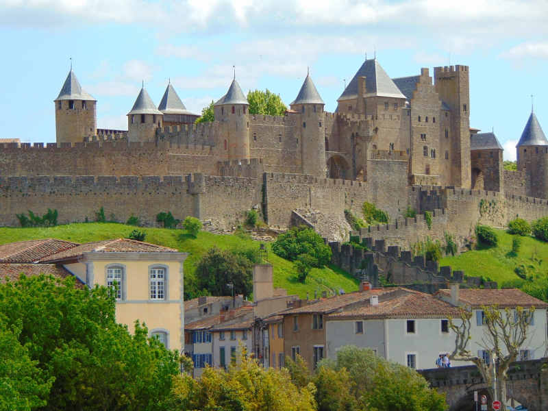 La charmante ville de Carcassonne - le siège de notre nouvelle agence