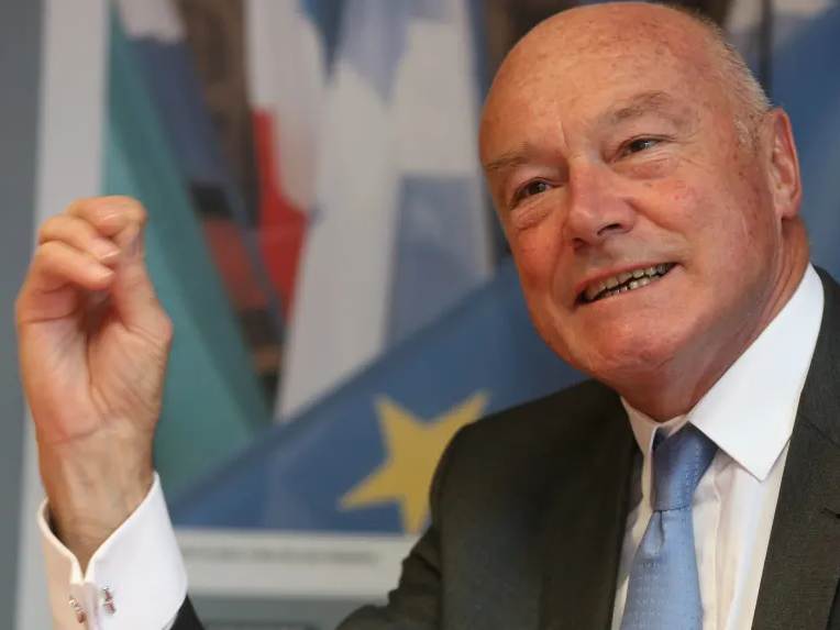 A positive message from Alain Rousset